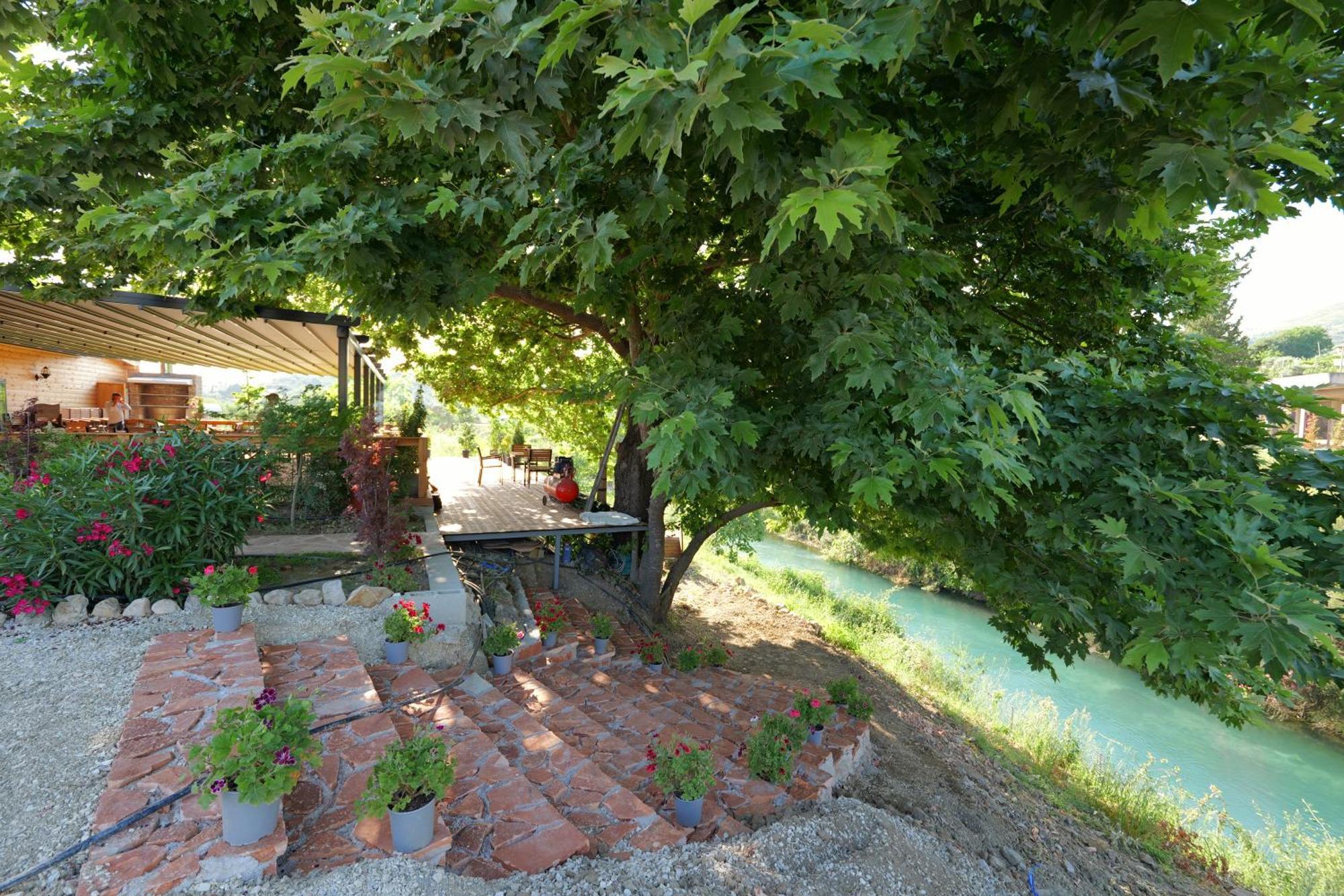 Mesopotam Agrotourism Resort Sarandë Esterno foto