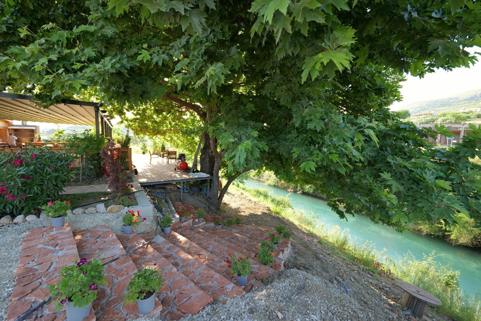 Mesopotam Agrotourism Resort Sarandë Esterno foto